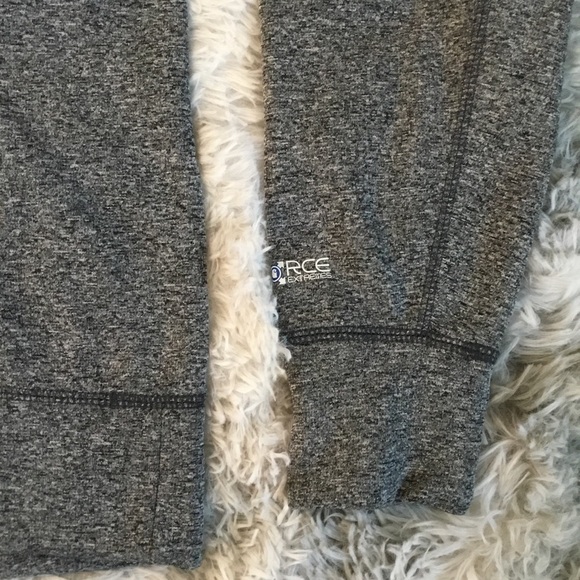 Carhartt Youth Hoodie Size Medium 8-10 Gray Long Sleeve Sweatshirt Pocket Kids. - Picture 2 of 5